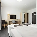 酒店 Smart Liv'in Boheimkirchen