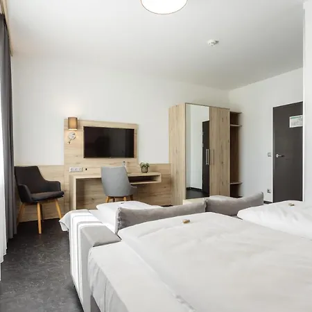 Hotel Smart Liv'in Boheimkirchen