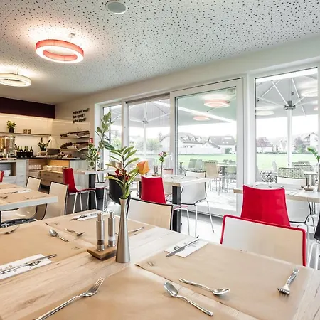 Smart Liv'in 3* Boheimkirchen
