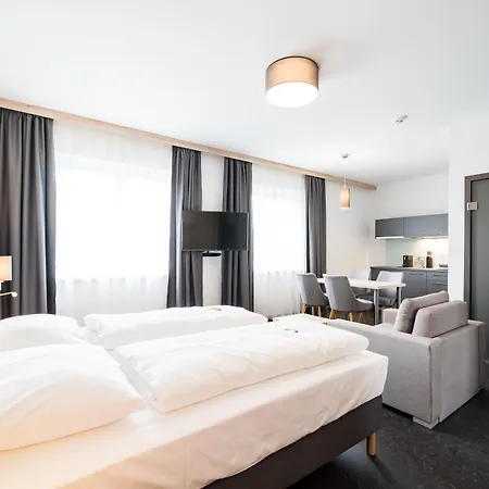 Smart Liv'in Hotel 3*