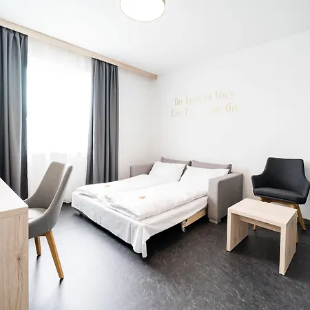 Smart Liv'in 3* Boheimkirchen