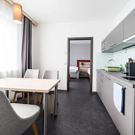 Hotel Smart Liv'in 3*