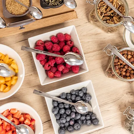 Hotel Smart Liv'in 3*