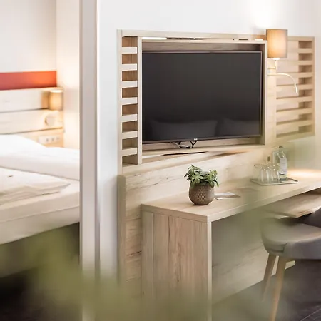 Smart Liv'in Hotel 3*