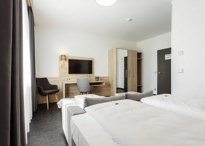 Hotel Smart Liv'in Boheimkirchen