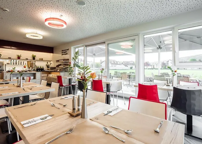 Smart Liv'in 3* Boheimkirchen