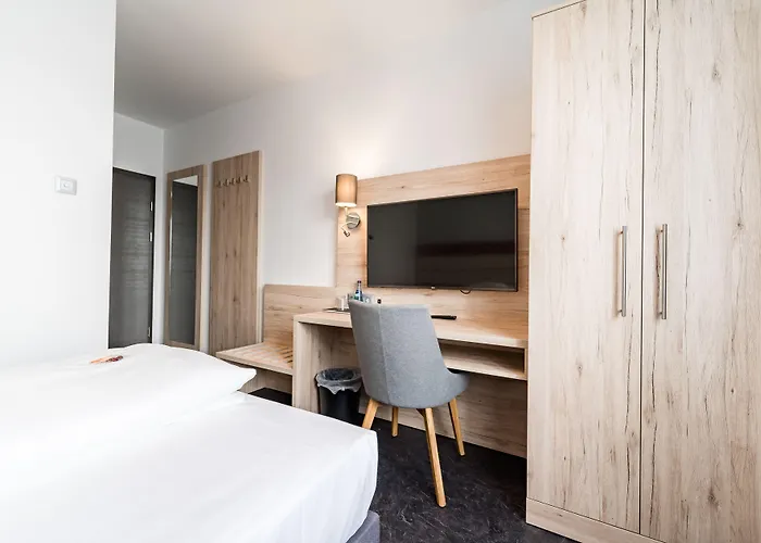 Smart Liv'in 3* Boheimkirchen